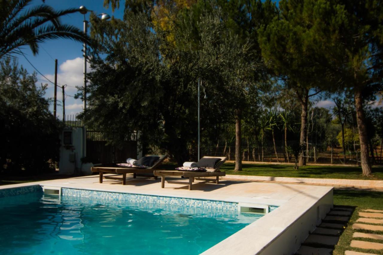Country Villa Peloponnese With Tennis Court And Pool Zevgolateíon Zewnętrze zdjęcie